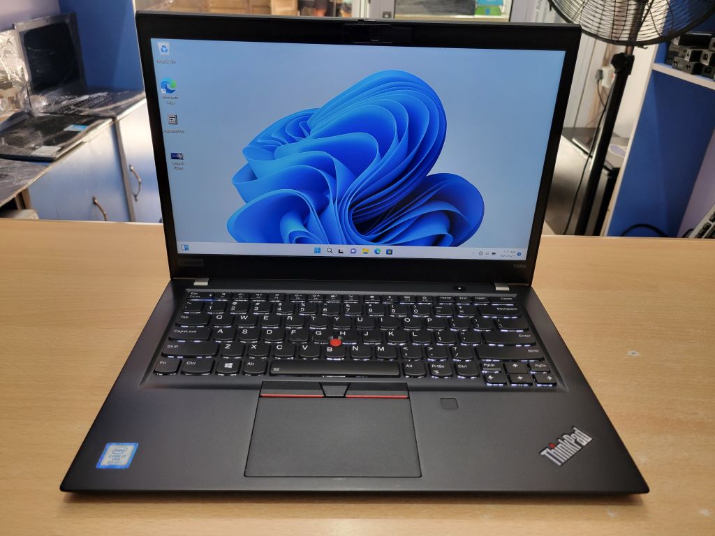 Lenovo ThinkPad T490s - Core i7, 8th Gen - UK Used Laptops