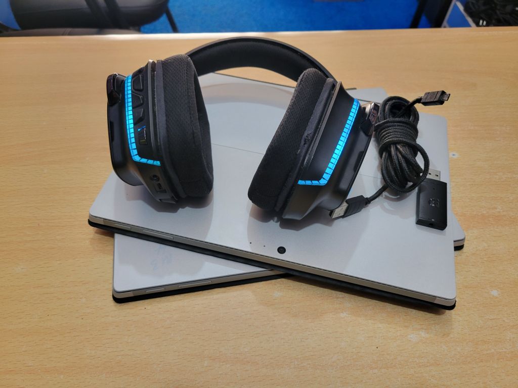 Logitech Artemis Spectrum G933 mode d'emploi