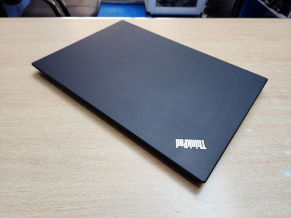 Lenovo ThinkPad P14s - Ryzen 7, 2GB Graphics