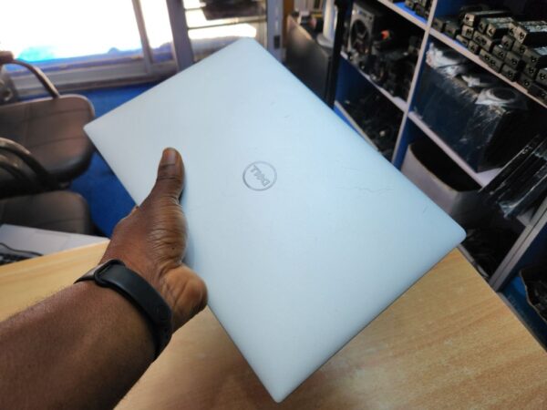 Dell XPX 13 9370 - Core i5, 8th Gen