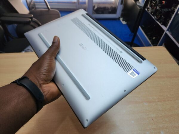 Dell XPX 13 9370 - Core i5, 8th Gen