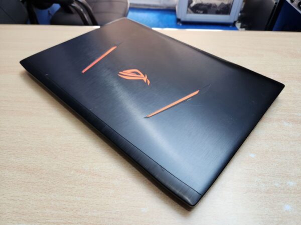 Asus ROG Strix GL502VM - Core i7, 6GB Nvidia Graphics