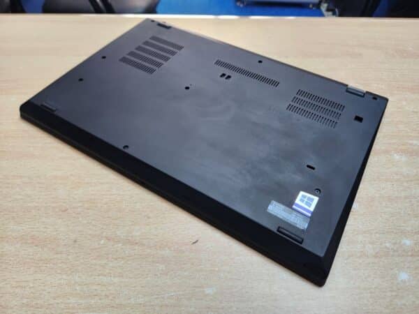 Lenovo ThinkPad T15 Gen 1 - Core i7, 10th Gen