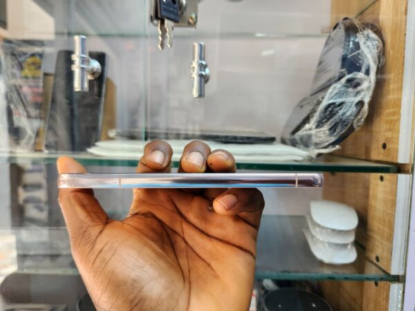 Samsung Galaxy S22 - Snapdragon Variant