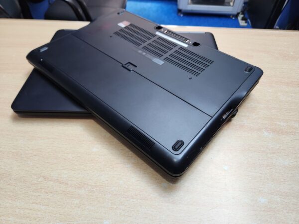 Dell Latitude E7450 - Core i5