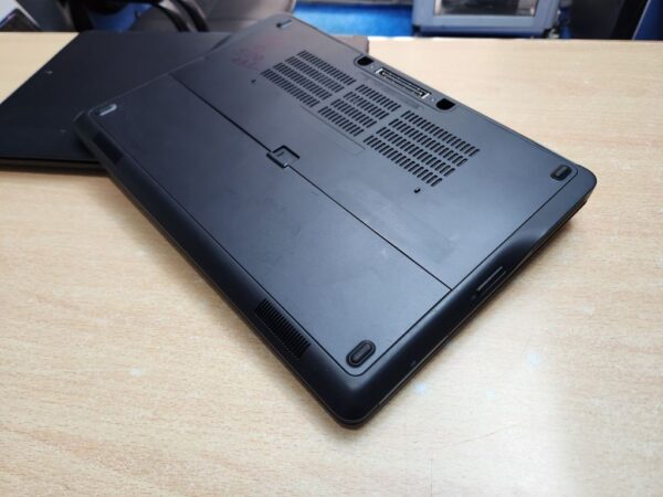 Dell Latitude E7450 - Core i5