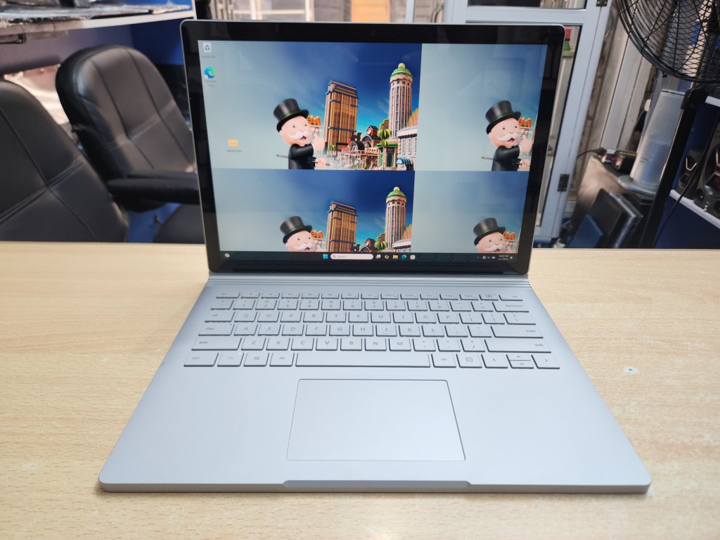 Microsoft Surface Book 2 - Core i7, Nvidia GTX 1050