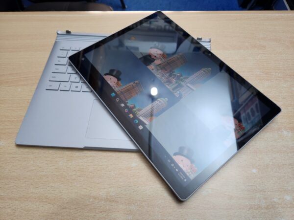 20250724_142438 Microsoft Surface Book 2 - Core i7, Nvidia GTX 1050, Touchscreen