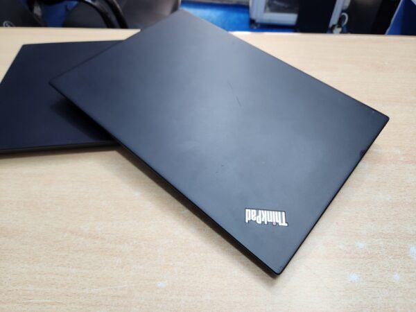 20250902_151713 Lenovo ThinkPad T490s - Core i7, 8th Gen