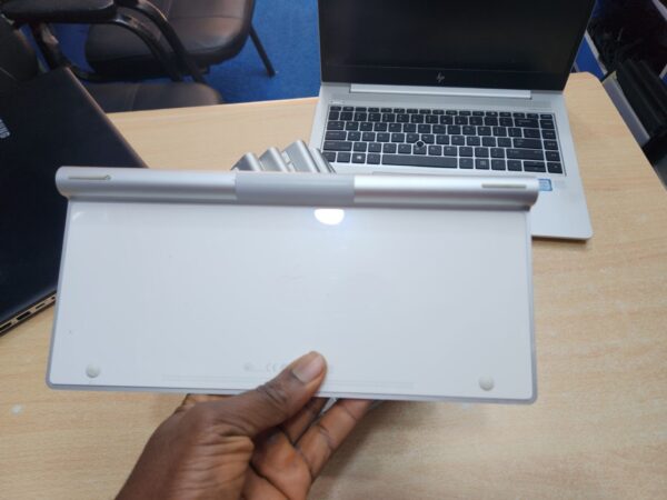 Apple Magic Wireless Keyboard