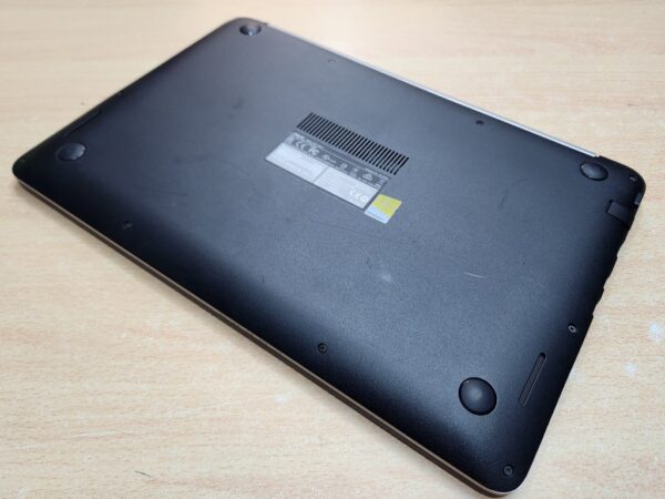 Asus K501U - Core i7, Nvidia Graphics