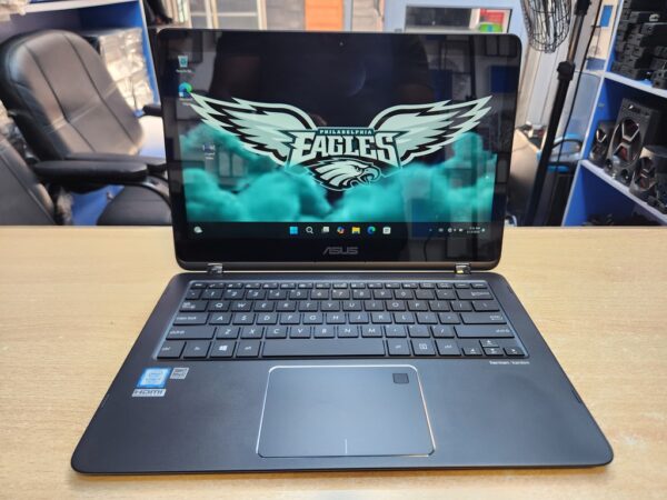 Asus Q324 Convertible - Core i7, 7th Gen, x360
