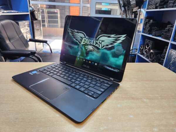 Asus Q324 Convertible - Core i7, 7th Gen, x360