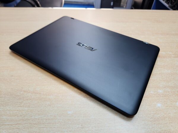 Asus Q324 Convertible - Core i7, 7th Gen, x360
