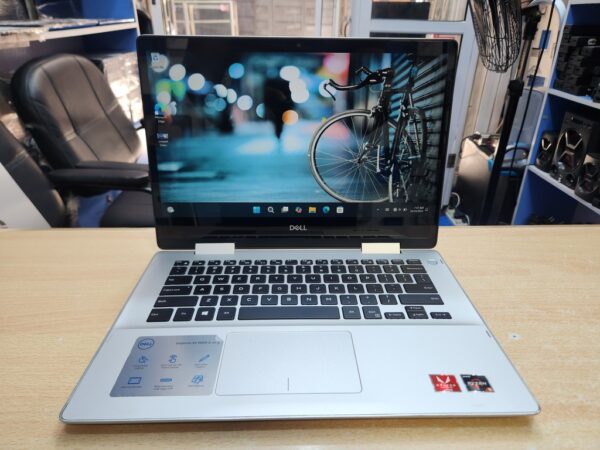 Dell Inspiron 5485 Convertible - Ryzen 5, 2GB Graphics, x360