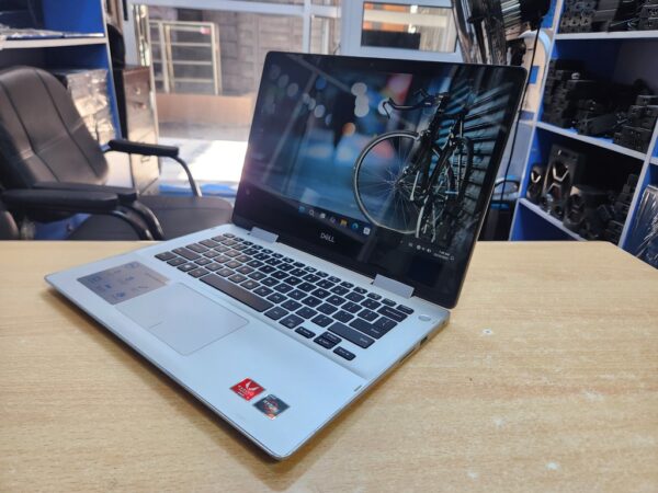 Dell Inspiron 5485 Convertible - Ryzen 5, 2GB Graphics, x360