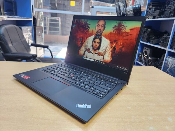 Lenovo ThinkPad E495 - Ryzen 7, 2GB Graphics