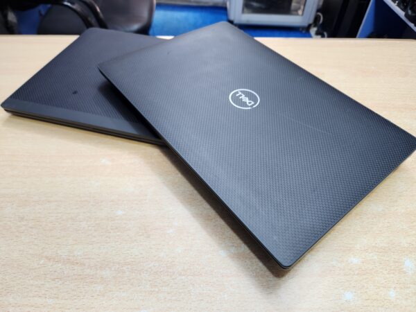 Dell Latitude 7400 - Core i7, 8th Gen
