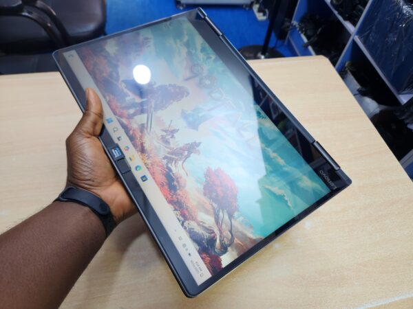 Lenovo Yoga 710 - Cre i7, x360, Nvidia Graphics