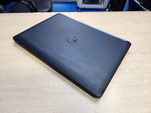Dell Latitude 7400 - Core i7, 8th Gen