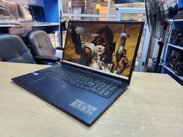 Asus VivoBook 17 - Core 5, 14th Gen