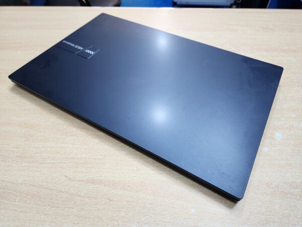 Asus VivoBook 17 - Core 5, 14th Gen