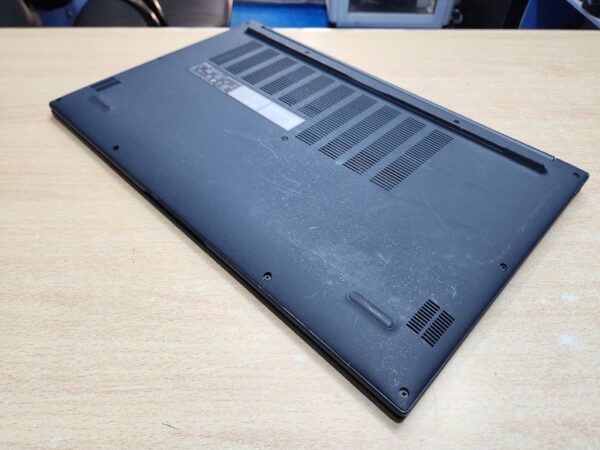 Asus VivoBook 17 - Core 5, 14th Gen