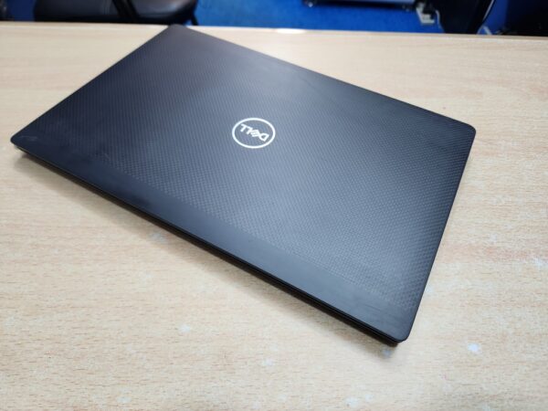 20251111_130725 Dell Latitude 7410 - Core i5, 10th Gen