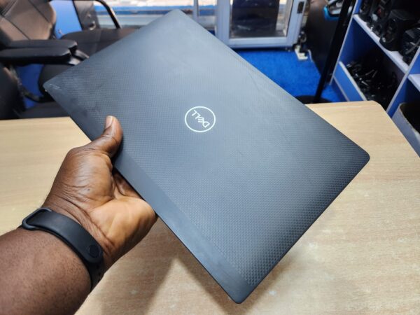 20251111_130733 Dell Latitude 7410 - Core i5, 10th Gen