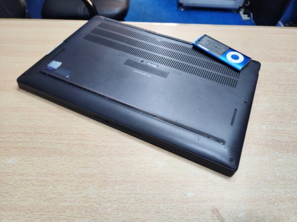 20251111_131108 Dell Latitude 7410 - Core i5, 10th Gen