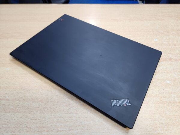 Lenovo ThinkPad X1 Carbon - Core i5, 8th Gen