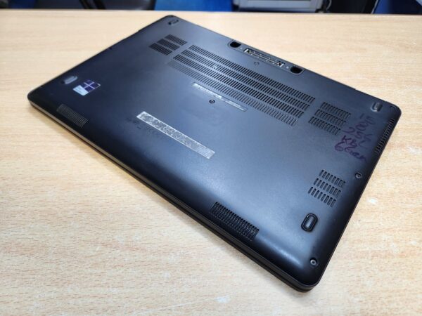 Dell Latitude E7470 - Core i5, 6th Gen