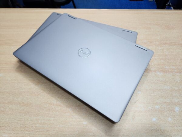 Dell Latitude 3310 2-in-1 - Core i5, 8th Gen, x360