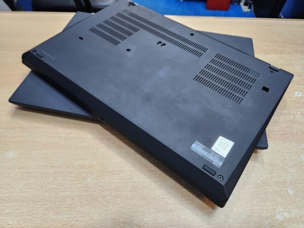 Lenovo ThinkPad P14s Gen 2 - Ryzen 5 Pro, 4GB Graphics