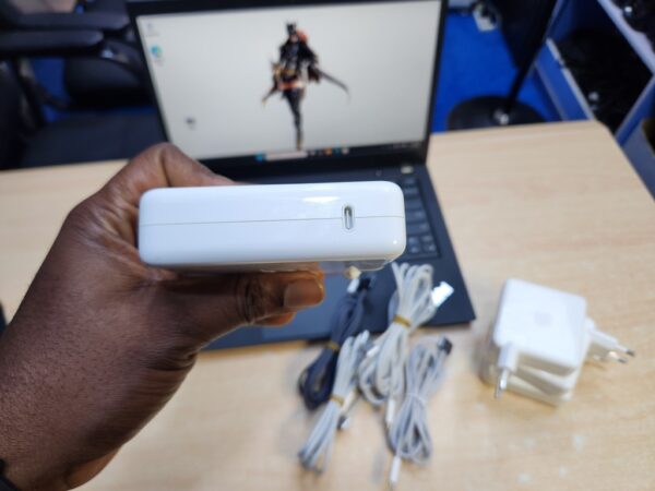 Original Apple 140W USB C Charger