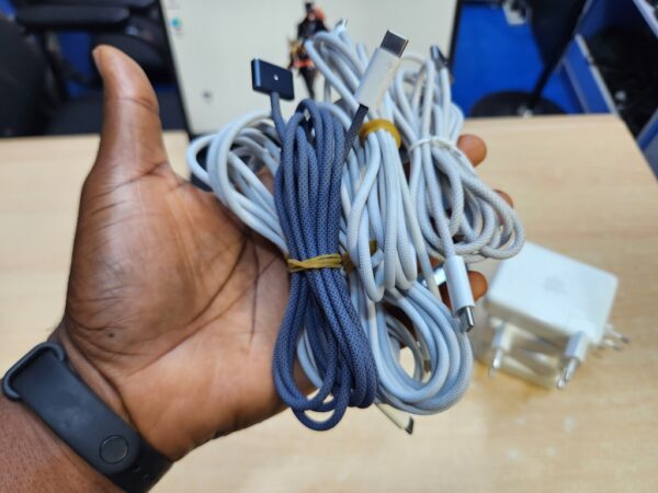 Original Apple USB C to Magsafe 3 Cable