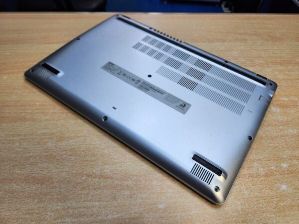 Acer Aspire 5 - Ryzen 3, 2GB Graphics