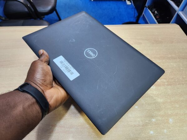 Dell Latitude 3420 - Core i3, 11th Gen