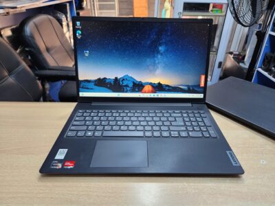 Lenovo V15