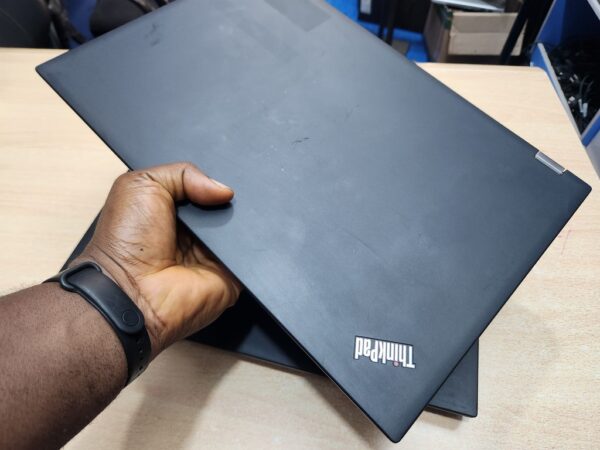 Lenovo ThinkPad P50 - Core i7, 4GB Nvidia Graphics