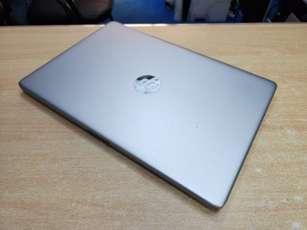 HP 15 Laptop - Ryzen 3