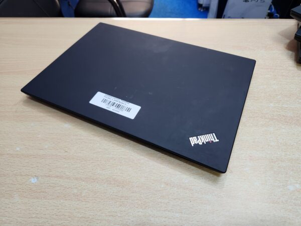 Lenovo ThinkPad T14 Gen 1 - Ryzen 5, 2GB Graphics