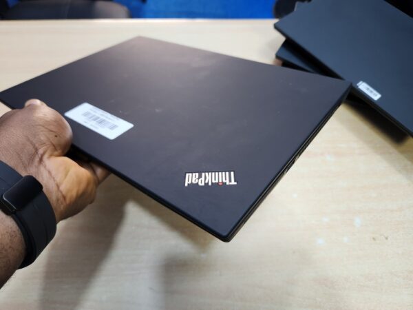 Lenovo ThinkPad T14 Gen 1 - Ryzen 5, 2GB Graphics