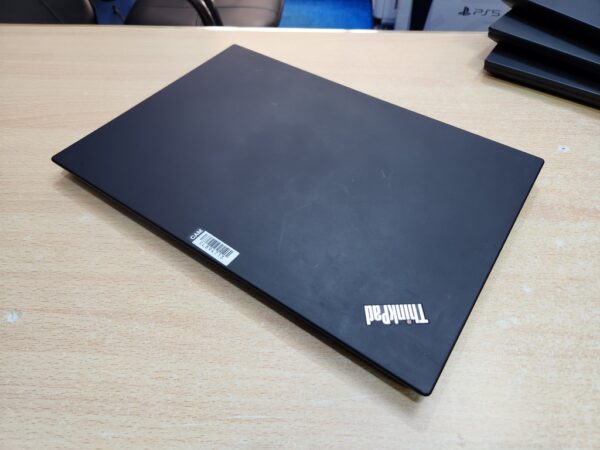 Lenovo ThinkPad T14 Gen 1 - Core i7, 10th Gen