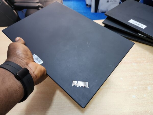 Lenovo ThinkPad T14 Gen 1 - Core i7, 10th Gen