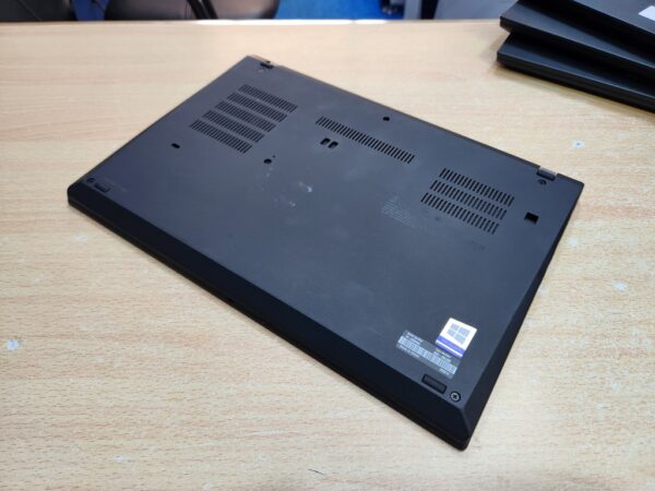 Lenovo ThinkPad T14 Gen 1 - Core i7, 10th Gen