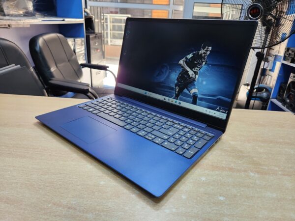 Lenovo Ideapad 330s - Core i3, 8th Gen