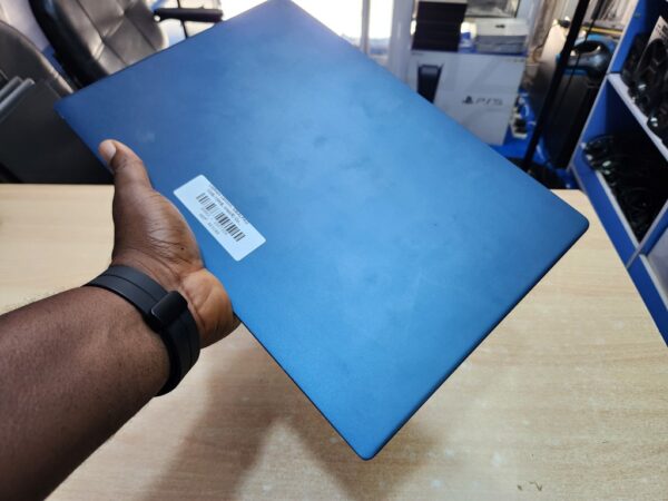 Lenovo Ideapad 330s - Core i3, 8th Gen