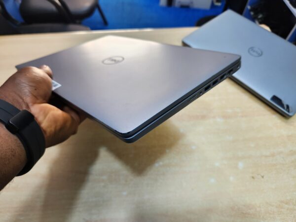 20260513_151150 Dell Latitude 5410 - Core i7, 10th Gen