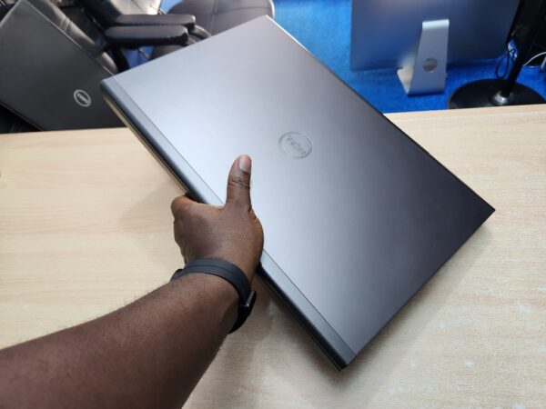 20260704_145847 Dell Precision M6800 - Core i7, 4GB Nvidia Graphics
